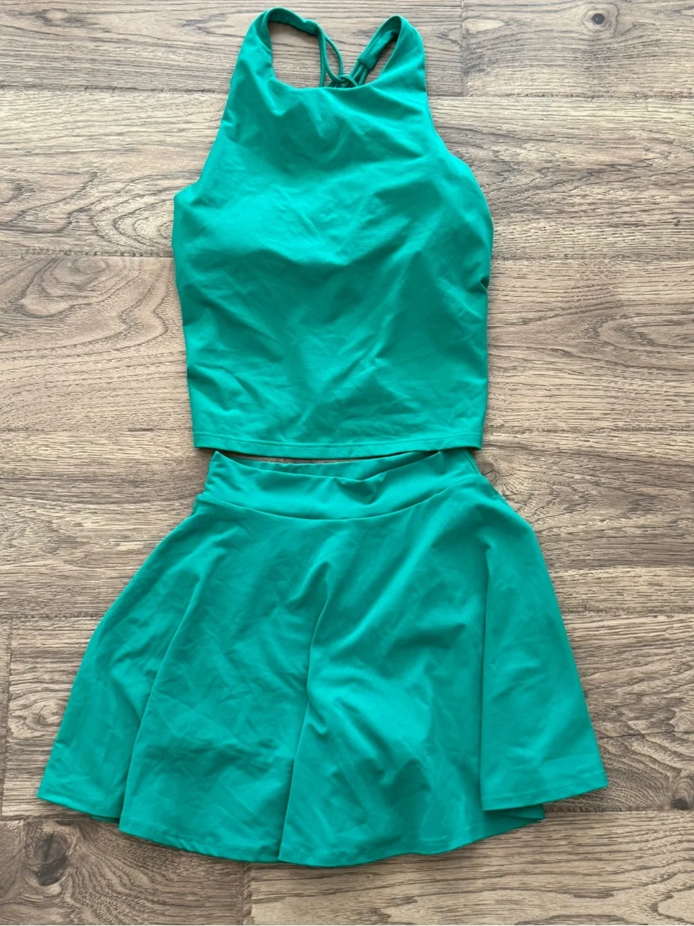 Fabletics Green Matching Set Crop Top & Skirt Set